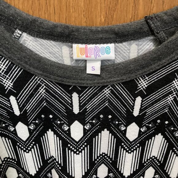 LuLaRoe Black, White and Gray Randy Baseball T-Shirt - S - Picture 3 of 4
